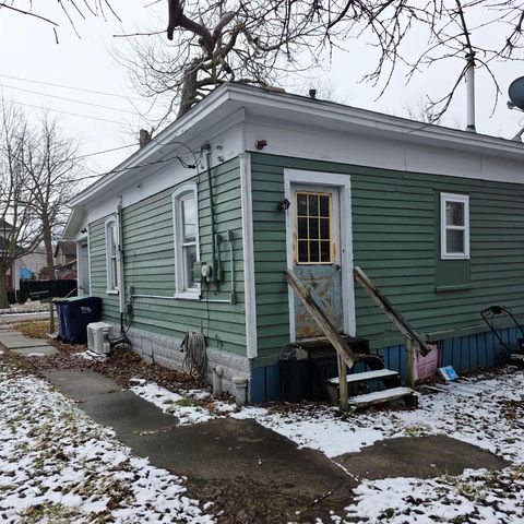 1107 Elm Street, Bay City, MI 48706