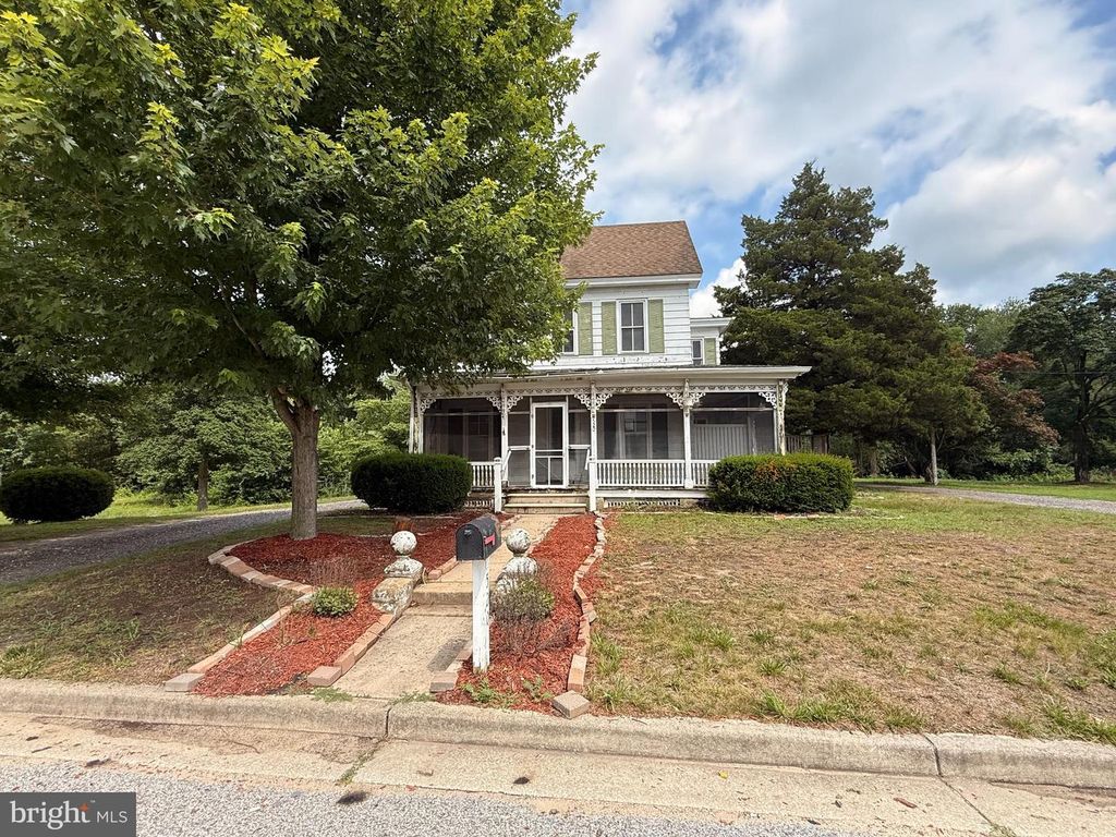 520 S MAIN ST, Elmer, NJ 08318