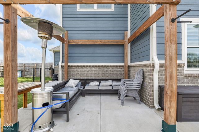 5054 S 550 W, New Palestine, IN 46163