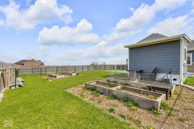 5054 S 550 W, New Palestine, IN 46163