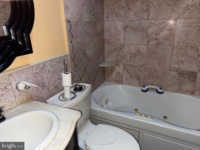 337 COPLEY RD, Upper Darby, PA 19082