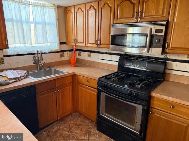 337 COPLEY RD, Upper Darby, PA 19082