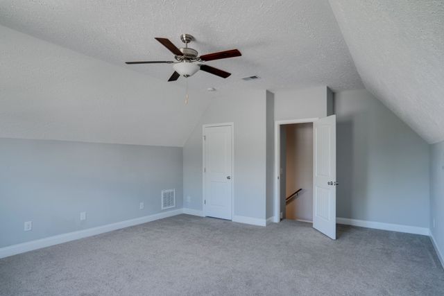 826 Cedar Ln, Springfield, TN 37172
