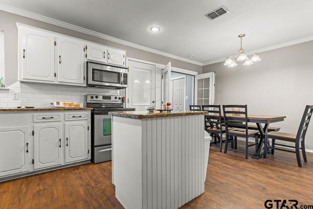 3741 TeriLynn Drive, Longview, TX 75604