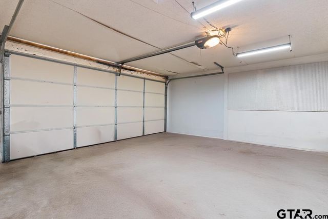 3741 TeriLynn Drive, Longview, TX 75604