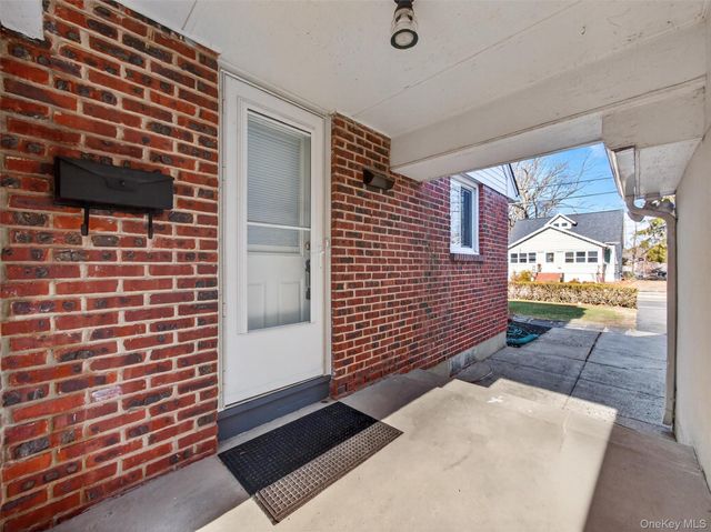 180 W Washington Avenue, Pearl River, NY 10965