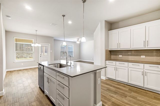 5501 Cypress Point Drive, Denton, TX 76210