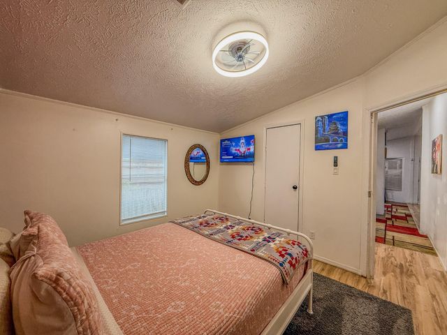 2015 Holly ST, Austin, TX 78702