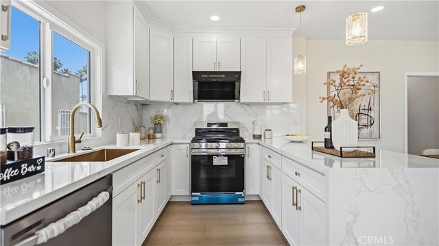 5513 S Mullen, Los Angeles, CA 90043