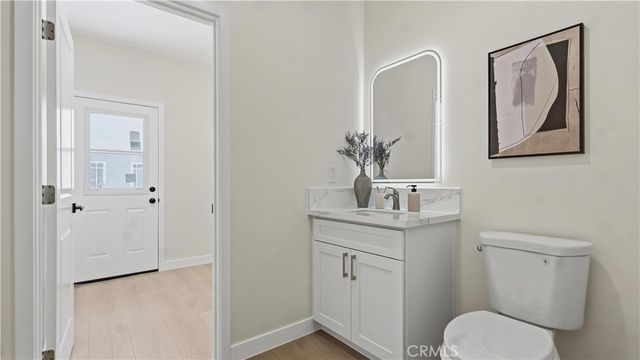 5513 S Mullen, Los Angeles, CA 90043
