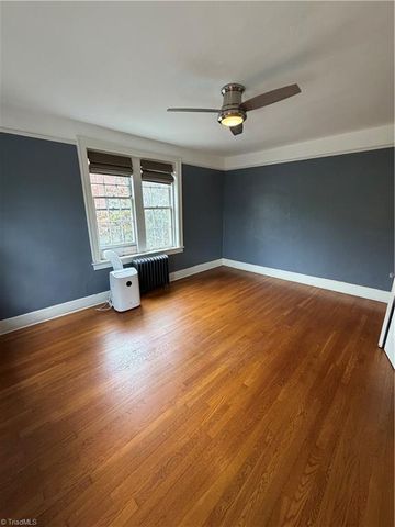 828 N Elm Street E4, Greensboro, NC 27401