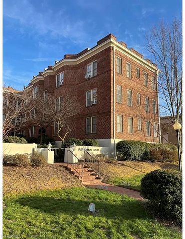 828 N Elm Street E4, Greensboro, NC 27401