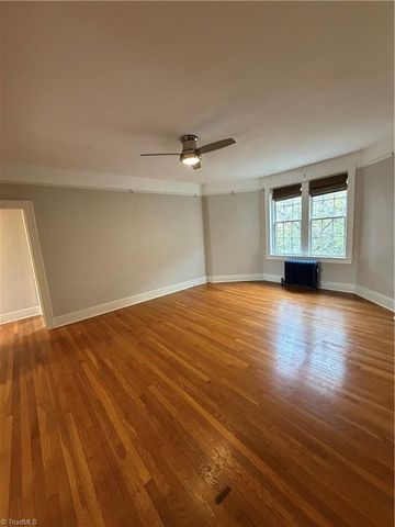 828 N Elm Street E4, Greensboro, NC 27401