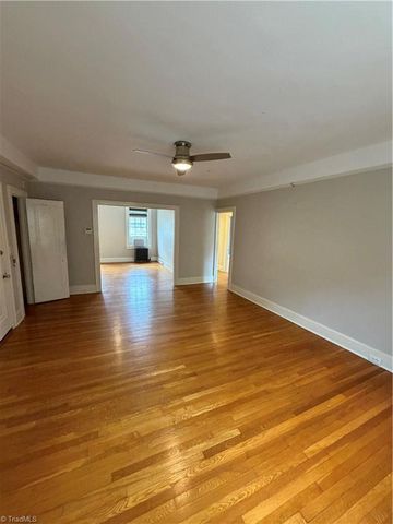 828 N Elm Street E4, Greensboro, NC 27401