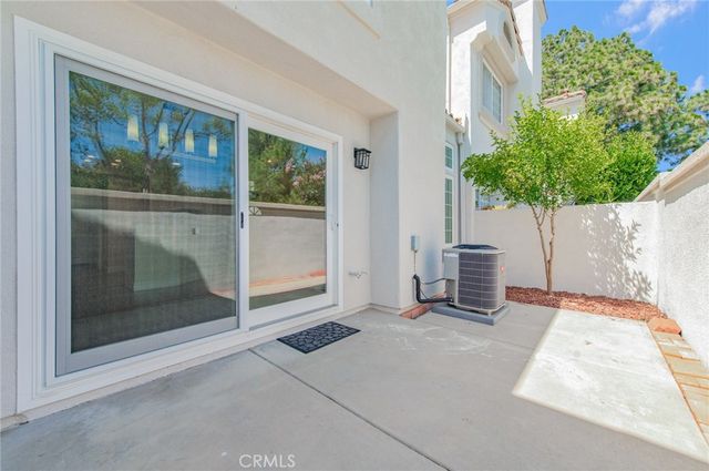 128 Agostino, Irvine, CA 92614