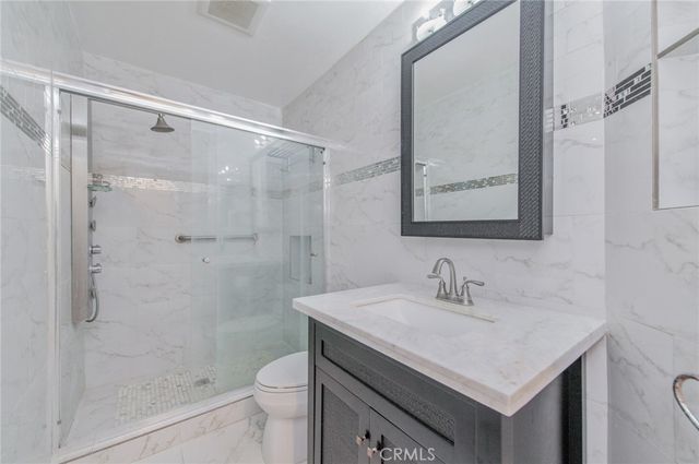 128 Agostino, Irvine, CA 92614