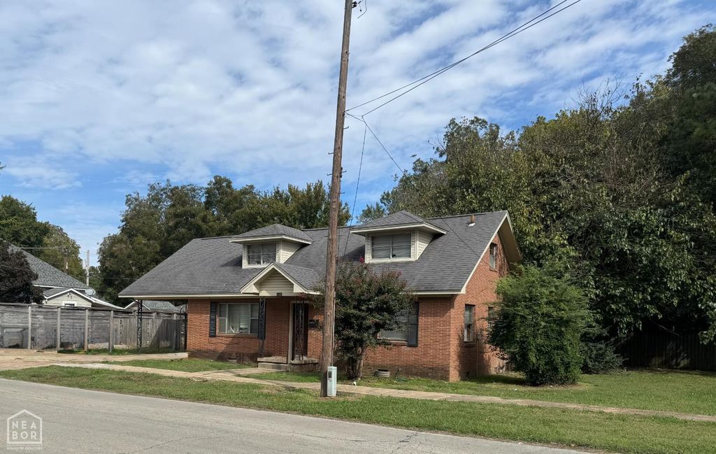814 Vine Street, Jonesboro, AR 72401