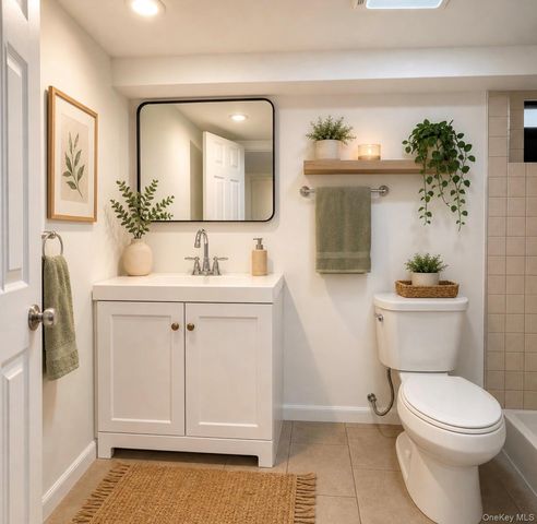 15 Mirin Avenue, Roosevelt, NY 11575