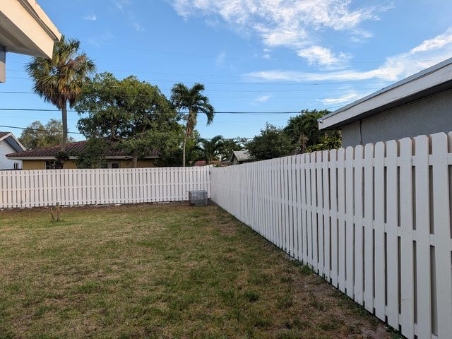 2990 NW 7th Court, Fort Lauderdale, FL 33311