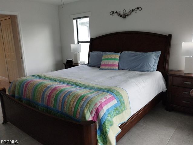 314 SE 15th TER, Cape Coral, FL 33990