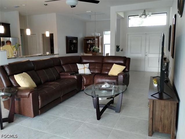 314 SE 15th TER, Cape Coral, FL 33990