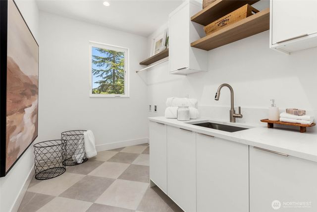 1255 169th Avenue NE, Bellevue, WA 98008