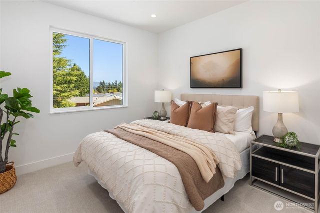 1255 169th Avenue NE, Bellevue, WA 98008