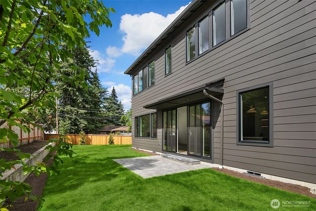 1255 169th Avenue NE, Bellevue, WA 98008