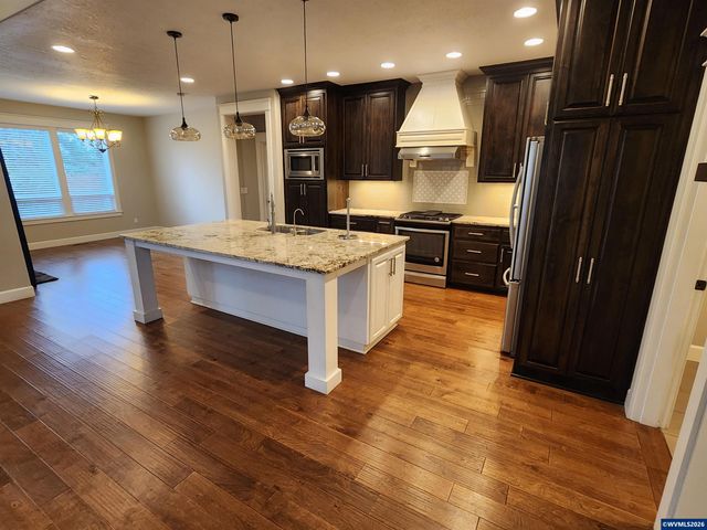 1627 Watson Butte Av SE, Salem, OR 97306