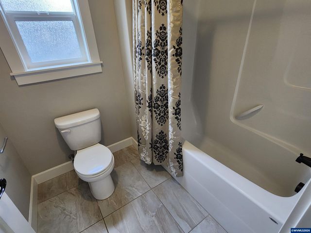 1627 Watson Butte Av SE, Salem, OR 97306