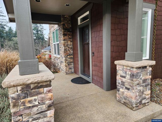 1627 Watson Butte Av SE, Salem, OR 97306