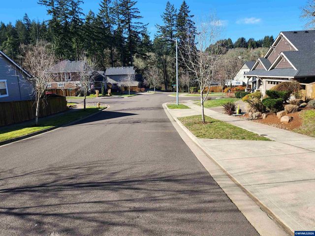 1627 Watson Butte Av SE, Salem, OR 97306