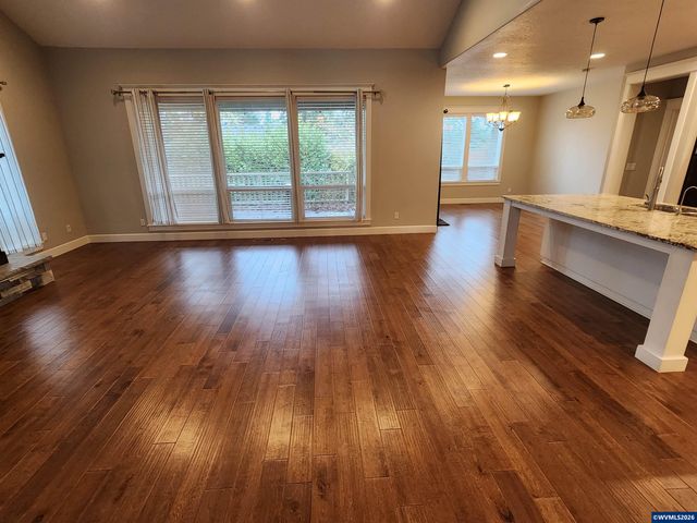 1627 Watson Butte Av SE, Salem, OR 97306