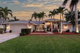 2828 SW 33rd TER, Cape Coral, FL 33914