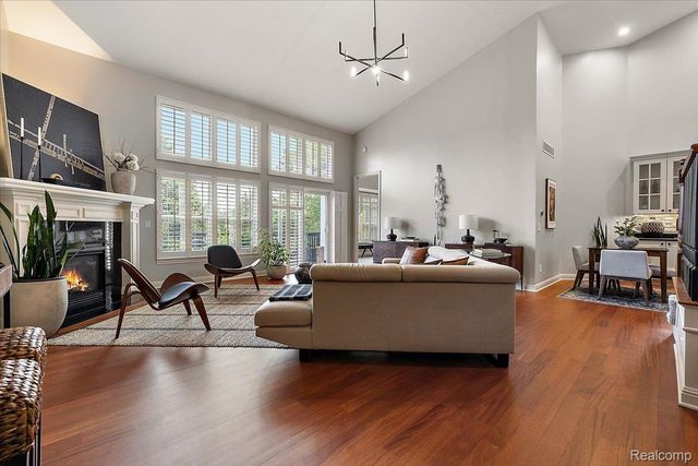 4404 Navin Field Lane, Troy, MI 48085