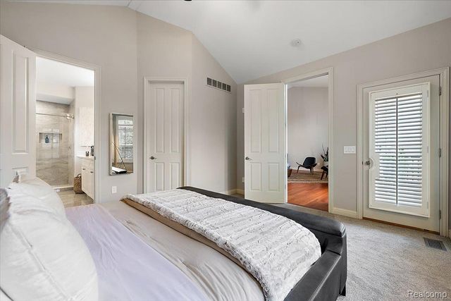 4404 Navin Field Lane, Troy, MI 48085