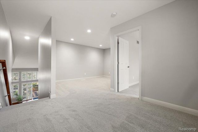 4404 Navin Field Lane, Troy, MI 48085