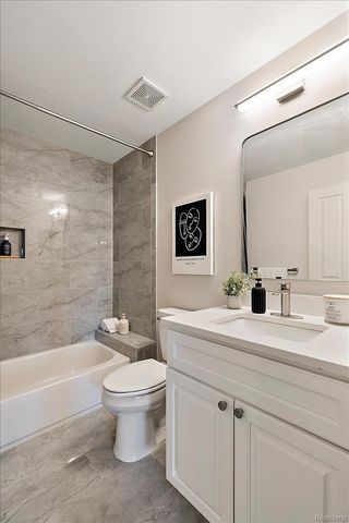 4404 Navin Field Lane, Troy, MI 48085