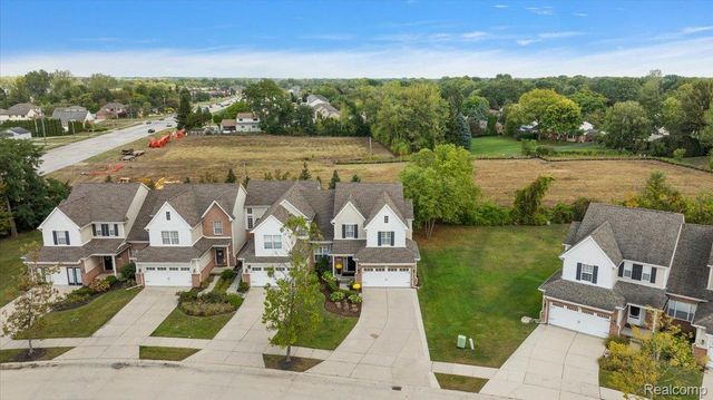 4404 Navin Field Lane, Troy, MI 48085