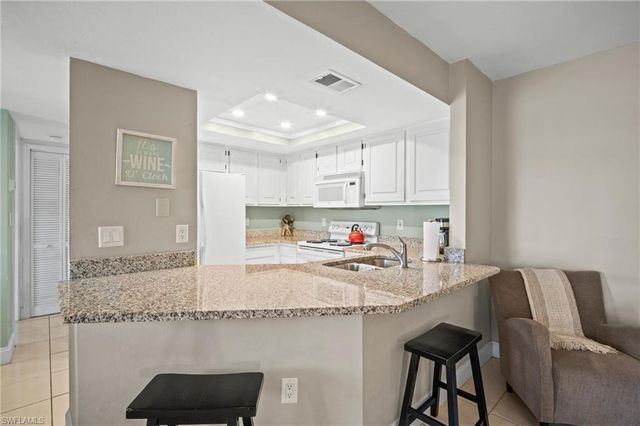 3120 Seasons WAY 306, Estero, FL 33928