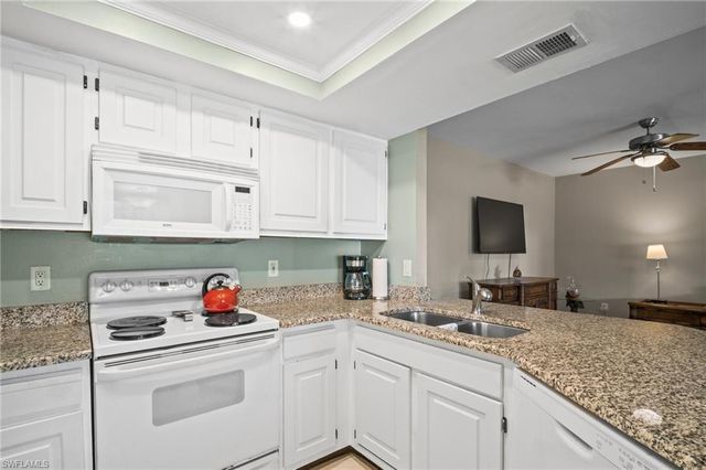 3120 Seasons WAY 306, Estero, FL 33928