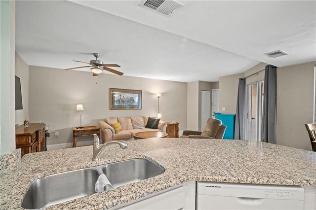 3120 Seasons WAY 306, Estero, FL 33928