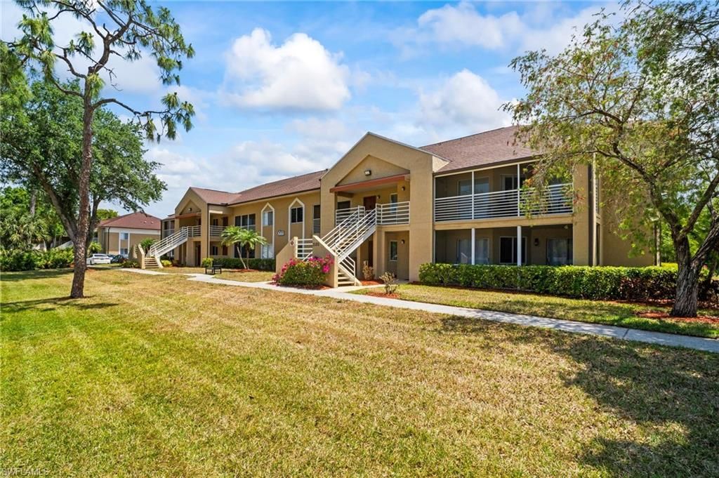 3120 Seasons WAY 306, Estero, FL 33928