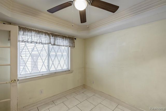 12457 Lyford Drive, Sterling Heights, MI 48312