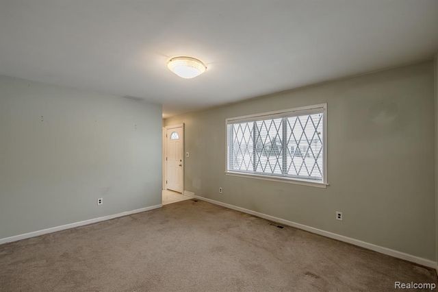 12457 Lyford Drive, Sterling Heights, MI 48312