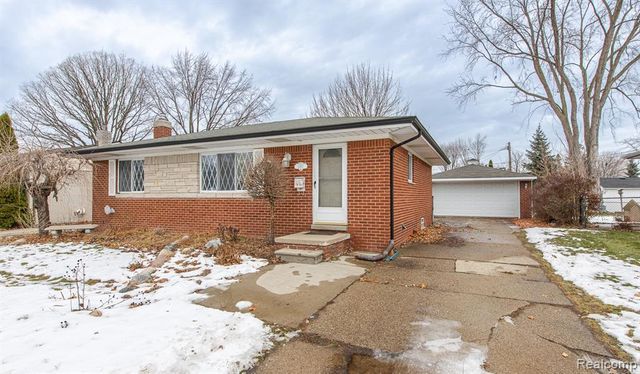 12457 Lyford Drive, Sterling Heights, MI 48312
