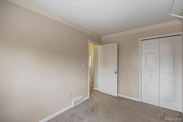 12457 Lyford Drive, Sterling Heights, MI 48312