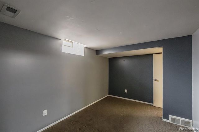 12457 Lyford Drive, Sterling Heights, MI 48312