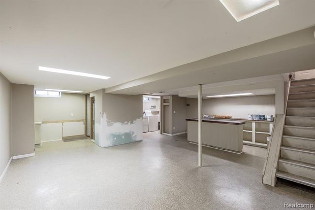 12457 Lyford Drive, Sterling Heights, MI 48312