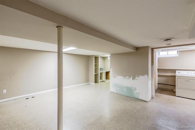 12457 Lyford Drive, Sterling Heights, MI 48312